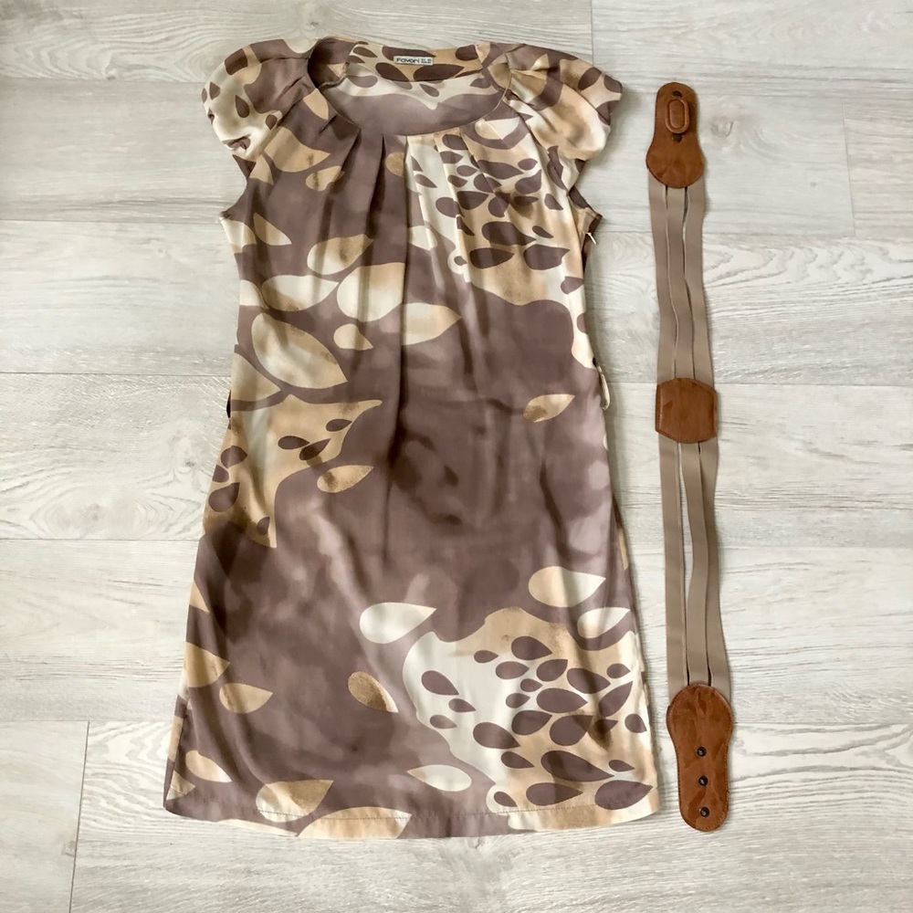 European Designer Favori Silky Belted Dress - Picture 2 of 16